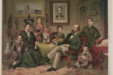 Một bức chân dung của Tổng Thống Garfield và gia đình ông tại phòng riêng, vào ngày 24/01/1882. (Ảnh: Tài sản công)