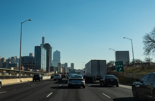 Roadways ở Chicago, Illinois, hôm 02/11/2022. (Ảnh: John Fredricks/The Epoch Times)