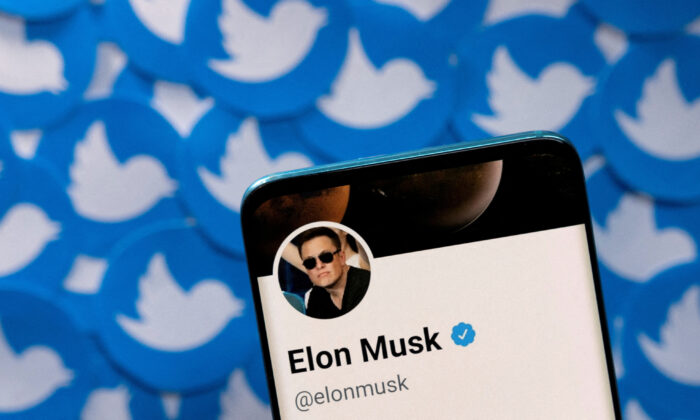 Ông Elon Musk lên tiếng sau cuộc thăm dò ý kiến ủng hộ ông từ chức CEO Twitter