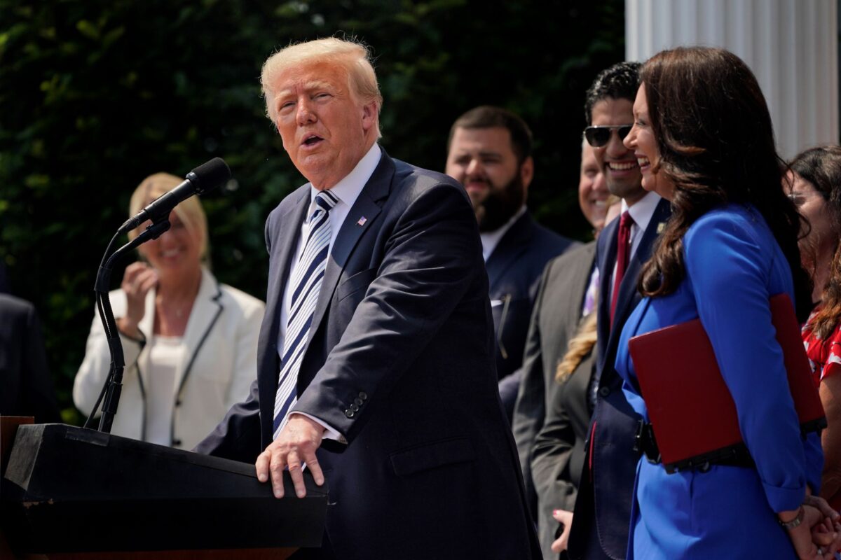 Tổng thống đương thời Donald Trump trình bày tại Câu lạc bộ Gôn Quốc gia Trump ở Bedminster, New Jersey, vào ngày 07/07/2021. (Ảnh: Seth Wenig/Ảnh AP)