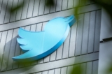 Logo Twitter trên một bảng hiệu bên ngoài trụ sở Twitter ở San Francisco, California, hôm 28/10/2022. (Ảnh: Constanza Hevia/AFP qua Getty Images)