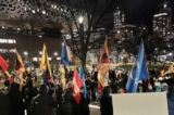 Hàng trăm người biểu tình tập trung tại Công viên Grange ở trung tâm thành phố Toronto hôm 03/12/2022 để ủng hộ các cuộc biểu tình rầm rộ ở Trung Quốc chống lại chính sách “zero COVID” hà khắc của Bắc Kinh. (Ảnh: Roger Li/NTDTV)