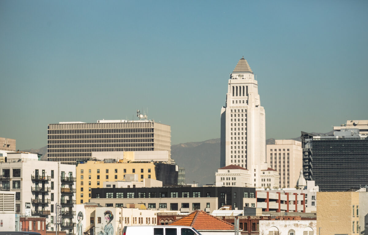 Tòa thị chính Los Angeles, hôm 06/01/2022. (Ảnh: John Fredricks/The Epoch Times)