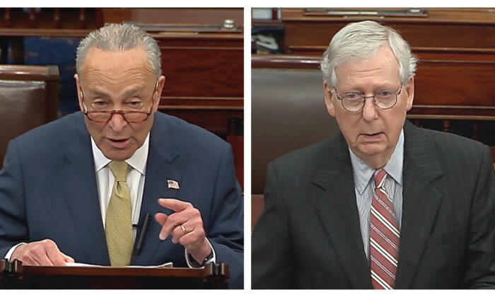 (Trái) Lãnh đạo Đa số Thượng viện Chuck Schumer (Dân Chủ-New York) nói chuyện trong phòng họp Thượng viện tại Điện Capitol ở Hoa Thịnh Đốn hôm 25/05/2022. (Phải) Lãnh đạo Thiểu số Thượng viện Mitch McConnell (Cộng Hòa-Kentucky) trình bày trước phòng họp Thượng viện tại Điện Capitol ở Hoa Thịnh Đốn hôm 25/05/2022. (Ảnh: Senate Television qua AP)