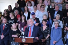 Cựu sĩ quan tình báo: ĐCSTQ hoạt động trên một ‘quy mô công nghiệp’ để ‘thu hút giới tinh hoa’ ở các quốc gia bị nhắm mục tiêu