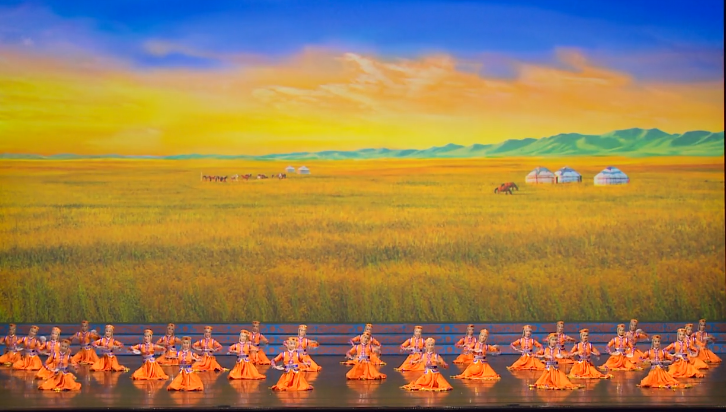 Tác phẩm Shen Yun thời đầu: Múa đĩa Mông Cổ (Chương trình năm 2010)