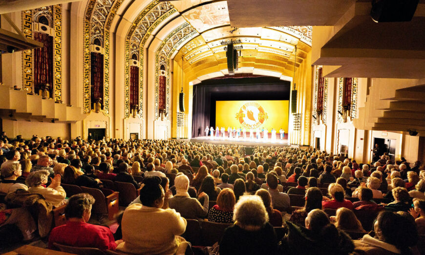 Tiết mục hạ màn của Đoàn Nghệ thuật Biểu diễn Shen Yun tại The Bushnell, The William H. Mortensen Hall, ở Hartford, Conn, vào ngày 08/02/2020 (Edward Dye/The Epoch Times)