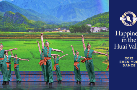 Tác phẩm Shen Yun thời đầu: Niềm vui bên Sông Hoài Hà (Chương trình năm 2012)