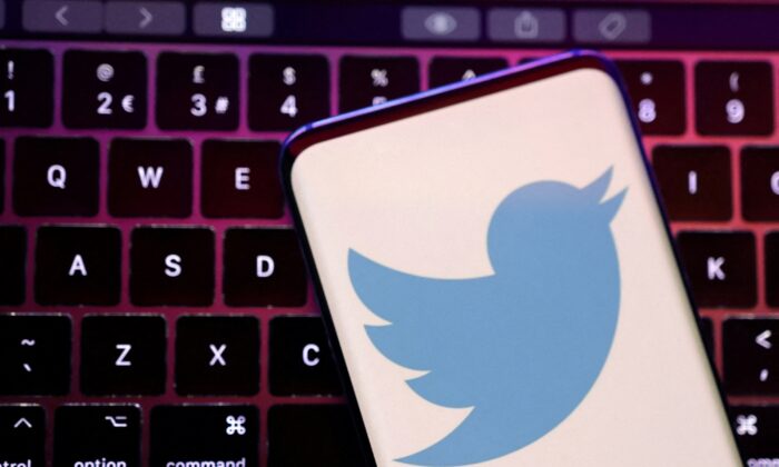 Twitter ra mắt lại gói Twitter Blue với giá cao hơn cho người dùng Apple