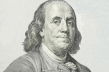 Trong thiết kế đồng xu Fugio của mình, ngài Benjamin Franklin đã đưa vào đó những lý tưởng thuở sơ khai của Mỹ quốc mà bản thân ông gìn giữ với tư cách là một chính khách, nhà ngoại giao, nhà khoa học, nhà phát minh, nhà văn, nhà xuất bản, và nhà khoa học chính trị. (Ảnh: Liudacorolewa/Shutterstock)
