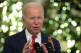 Tổng thống Joe Biden diễn thuyết tại Hoa Thịnh Đốn, hôm 22/12/2022. (Ảnh: Alex Wong/Getty Images)