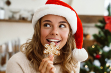 Những bánh kẹo Giáng Sinh sẽ luôn cám dỗ bạn, nhưng có những bước bạn có thể làm để chống lại sự thôi thúc. (DEAN DROBIT/SHUTTERSTOCK)