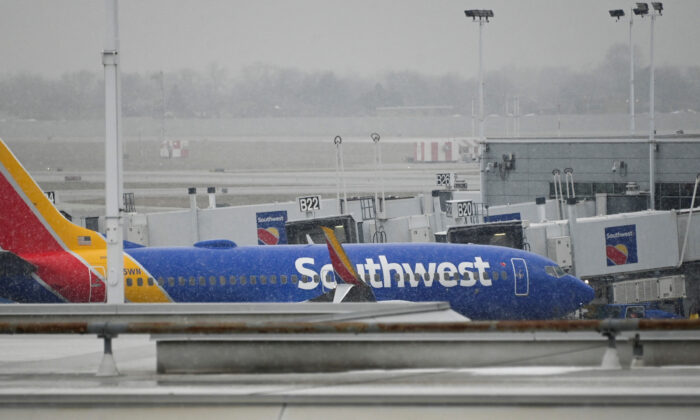 Hoa kỳ: Southwest Airlines hủy thêm 2,500 chuyến bay hôm 28/12 giữa những cảnh báo từ chính phủ liên bang