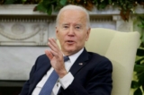 Tổng thống Joe Biden tại Oval Office của Tòa Bạch Ốc ở Hoa Thịnh Đốn, hôm 01/12/2022. (Ảnh: Ludovic Marin/AFP/Getty Images)