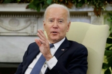 Tổng thống Joe Biden tại Oval Office của Tòa Bạch Ốc ở Hoa Thịnh Đốn, hôm 01/12/2022. (Ảnh: Ludovic Marin/AFP/Getty Images)