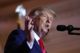 Cựu Tổng thống Hoa Kỳ Donald Trump nói tại Palm Beach, Florida, hôm 15/11/2022. (Ảnh: Joe Raedle/Getty Images)