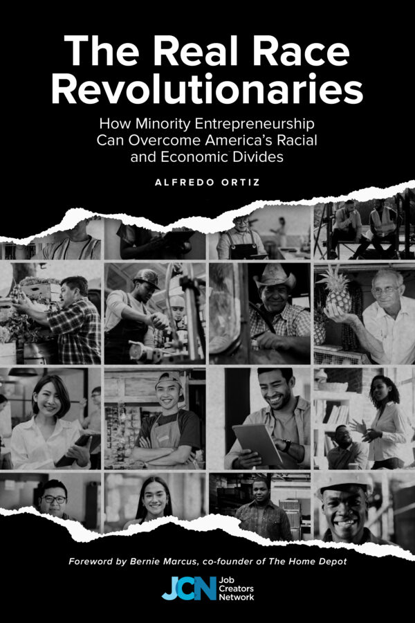 Bìa cuốn sách mới của ông Alfredo Ortiz, “Những Nhà cách mạng Chủng tộc Thực sự: Tinh thần kinh doanh của Người thiểu số Có thể Vượt qua Sự phân chia Kinh tế và Chủng tộc ở Mỹ quốc Như thế nào.” (Ảnh: Đăng dưới sự cho phép của ông Alfredo Ortiz)