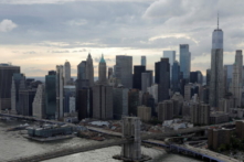 Đường chân trời của vùng Downtown Manhattan tại thành phố New York, vào ngày 21/08/2021. (Ảnh: Andrew Kelly/Reuters)