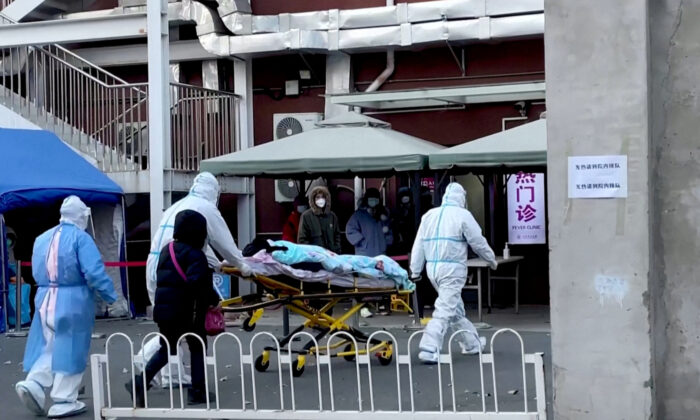 Trung Quốc: Tuyên truyền về đại dịch của ĐCSTQ thất bại khi số ca nhiễm và tử vong lên đến đỉnh điểm