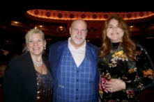 Chủ doanh nghiệp: Shen Yun ‘nên được quảng bá khắp mọi nơi’