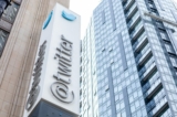 Biển hiệu Twitter tại trụ sở chính của công ty ở San Francisco, California, hôm 28/10/2022. (Ảnh: Constanza hevia/AFP qua Getty Images)