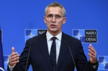 Tổng Thư ký NATO Jens Stoltenberg tổ chức họp báo sau một cuộc họp song phương tại trụ sở NATO ở Brussels, Bỉ, vào ngày 10/12/2021. (Ảnh: John Thys/AFP qua Getty Images)