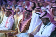 Bộ trưởng Bộ Tài chính Saudi Arabia Mohammed Al-Jadaan (giữa) tham dự hội nghị Euromoney tại thủ đô Riyadh của Saudi Arabia vào ngày 02/05/2018. (Ảnh:  Fayez Nureldine/AFP qua Getty Images)