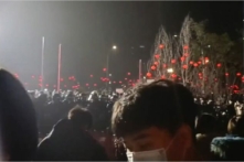 Biểu tình ở Zybio, Trùng Khánh, Trung Quốc, hôm 07/01/2023. (Ảnh: Ảnh chụp màn hình qua The Epoch Times)