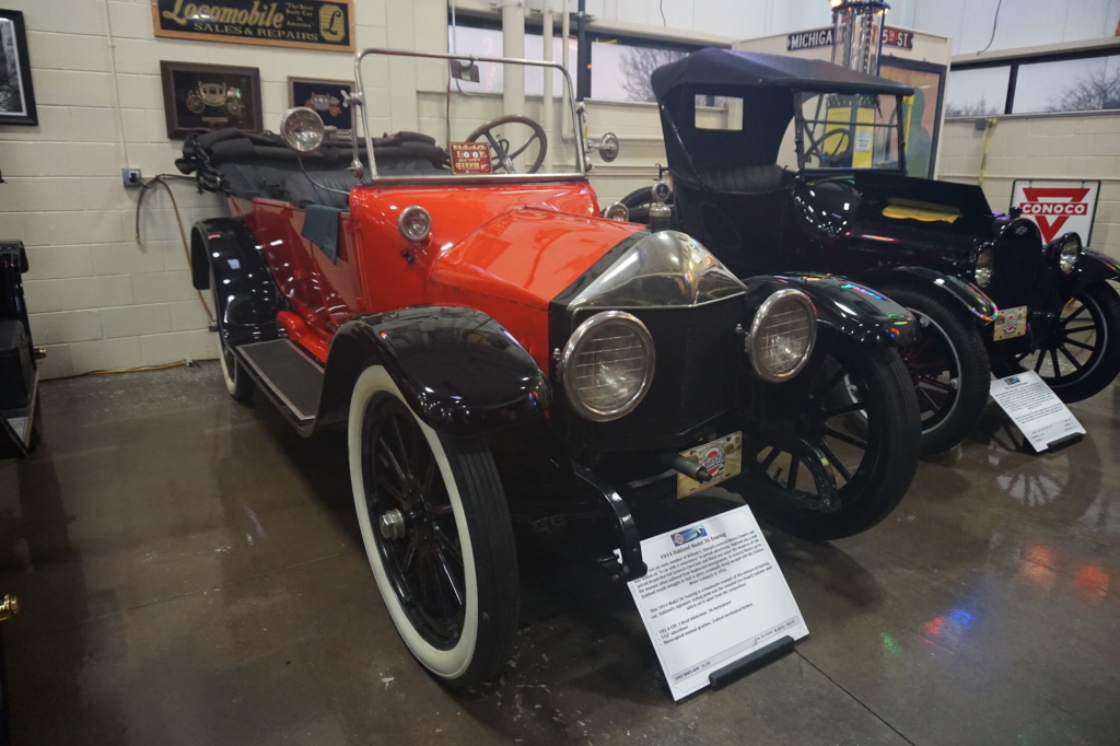Chiếc xe du lịch Oakland Model 36 tương tự đời 1914. (Ảnh: Michael Barera/CC BY-SA 4.0)