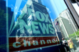 Một biển hiệu của kênh Fox News được nhìn thấy tại tòa nhà News Corporation ở quận Manhattan của New York, vào ngày 15/06/2018. (Ảnh: Eduardo Munoz/Reuters)