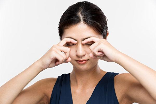 4 cách cải thiện quầng thâm quanh mắt đơn giản và hiệu quả