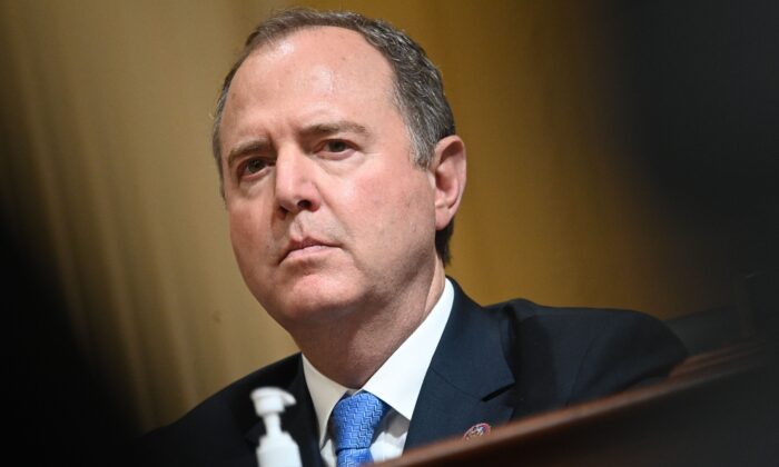 Các tin nhắn mới cho thấy Dân biểu Adam Schiff đã gây áp lực lên Twitter