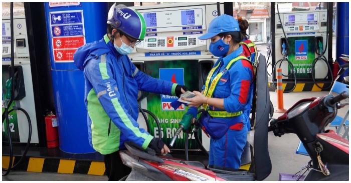 Việt Nam: Giá xăng dầu đồng loạt giảm trong kỳ điều chỉnh thứ 6/2023