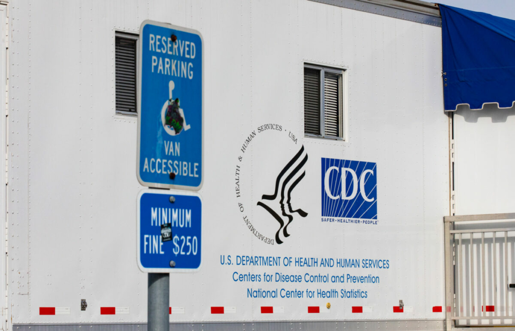 Một địa điểm Khảo sát về Kiểm tra Sức khỏe và Dinh dưỡng Quốc gia của CDC tại Khu hội chợ Quận Cam ở Costa Mesa, California, hôm 03/02/2023. (Ảnh: John Fredricks/The Epoch Times)