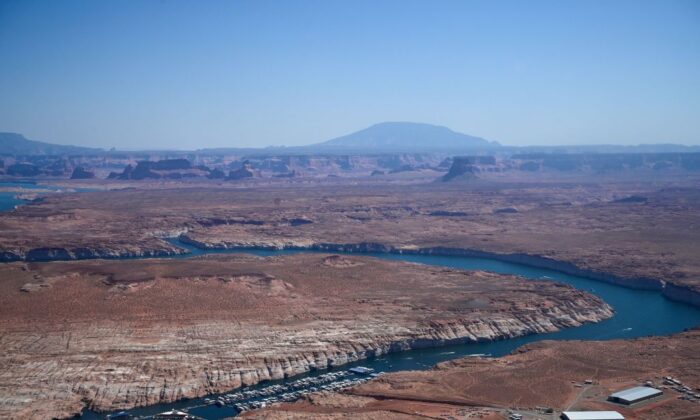 Cuộc chiến tranh giành quyền sử dụng nước của California ở lưu vực sông Colorado