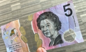 Chân dung cố Nữ hoàng Anh sẽ không còn xuất hiện trên tờ tiền 5 dollar của Úc