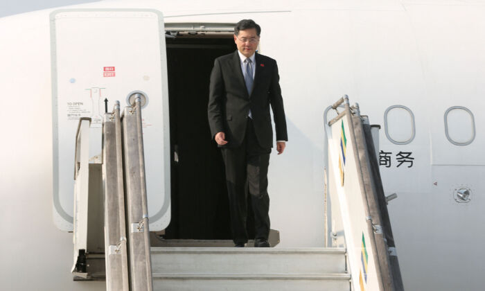 Trung Quốc cầu thân với các nhà lãnh đạo Phi Châu trong khi lặng lẽ ‘báo động’ về khoản nợ với Bắc Kinh