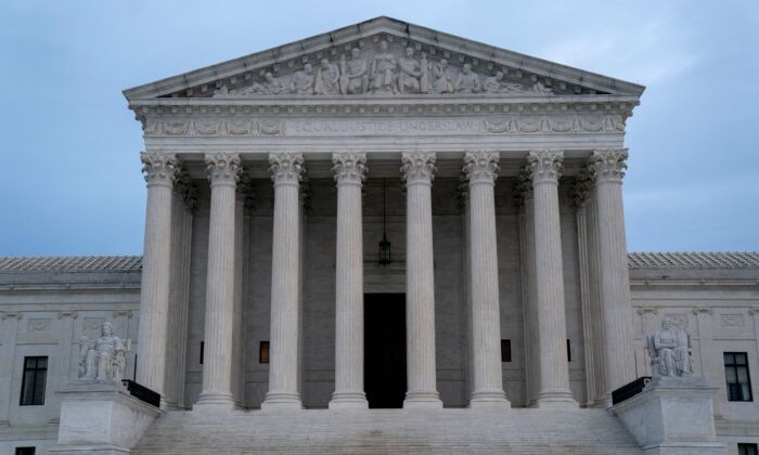 Tối cao Pháp viện Hoa Kỳ hủy phiên điều trần rất được mong đợi về Đề mục 42