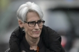 Thứ trưởng Ngoại giao chuyên trách các Vấn đề Chính trị Wendy Sherman rời đi sau một cuộc họp ở Geneva, Thụy Sĩ, vào ngày 22/02/2015. (Ảnh: Fabrice Coffrini/AFP qua Getty Images)