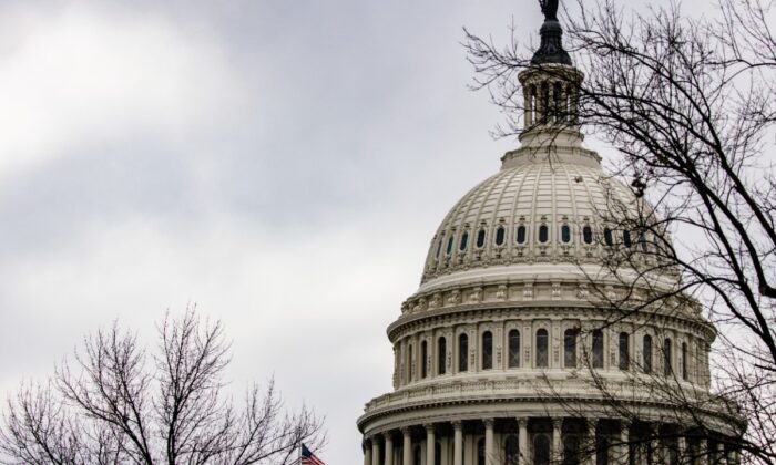 Tòa nhà Capitol Hoa Kỳ ở Hoa Thịnh Đốn, vào ngày 20/12/2020. (Ảnh: Samuel Corum/Getty Images)