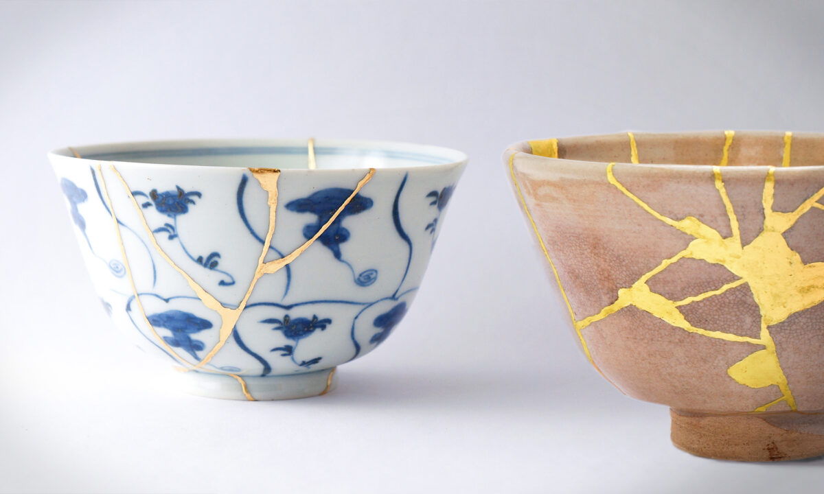 Các nghệ nhân Nhật Bản sử dụng vàng để phục hồi những đồ gốm bị vỡ bằng kỹ thuật lấy cảm hứng từ thiền