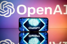 Màn hình hiển thị các logo của OpenAI và ChatGPT ở Toulouse, Pháp, hôm 23/01/2023. (Ảnh: Lionel Bonaventure/AFP qua Getty Images)