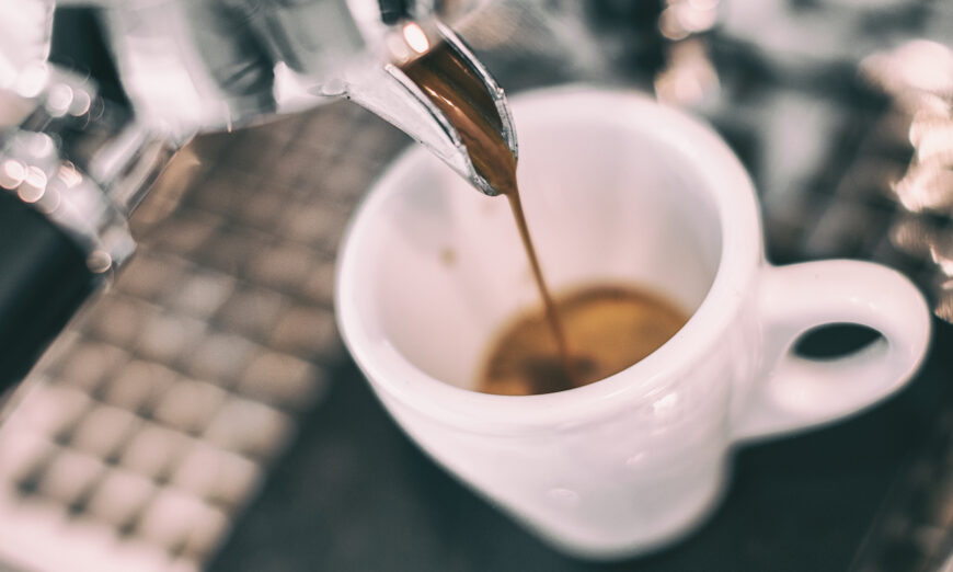 Cà phê ảnh hưởng đến chuyển hóa như thế nào?