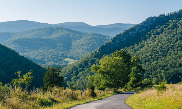 Một bức ảnh của West Virginia cho thấy lý do tại sao tiểu bang này được gọi là Tiểu bang Những ngọn núi. (Ảnh: Được phép của Jon Bilious/Dreamstime.com)