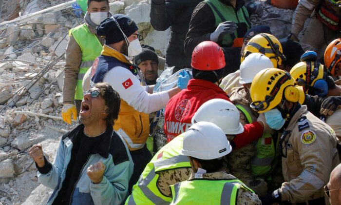 Thổ Nhĩ Kỳ: Những tia hy vọng về cứu nạn chỉ còn le lói sau một tuần xảy ra động đất