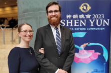 Khán giả Cincinnati hâm mộ Shen Yun: ‘Tôi ước mọi người Mỹ đều được xem chương trình này’