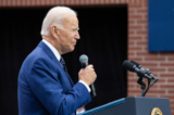 Tổng thống Joe Biden nói tại Irvine, California, vào ngày 14/10/2022. (Ảnh: John Fredricks/The Epoch Times)