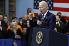 Tổng thống Joe Biden nói về đề xướng ngân sách liên bang cho tài khóa 2024 của ông trong một sự kiện tại Viện Thương mại Hoàn thiện ở Philadelphia, Pennsylvania, hôm 09/03/2023. (Ảnh: Chip Somodevilla/Getty Images)
