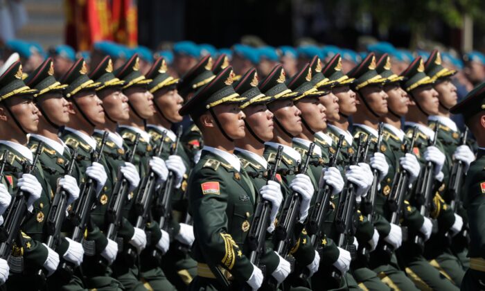 Cựu sĩ quan tình báo: Trung Quốc vượt qua Mỹ trong lĩnh vực đóng quân hạm
