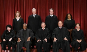 Tất cả các thẩm phán SCOTUS ngoại trừ một người đều đồng thuận bác bỏ phán quyết phá thai